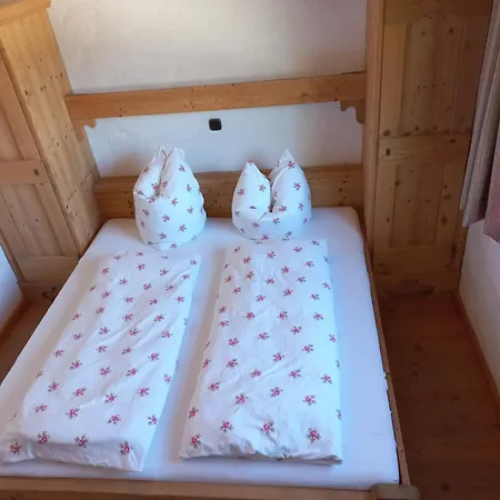 Scheffauerhof Apartment