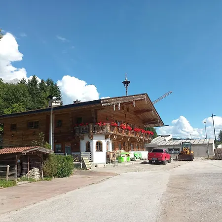 Scheffauerhof Апартаменты Шеффау-ам-Вильден-Кайзер