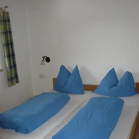 Scheffauerhof Apartment
