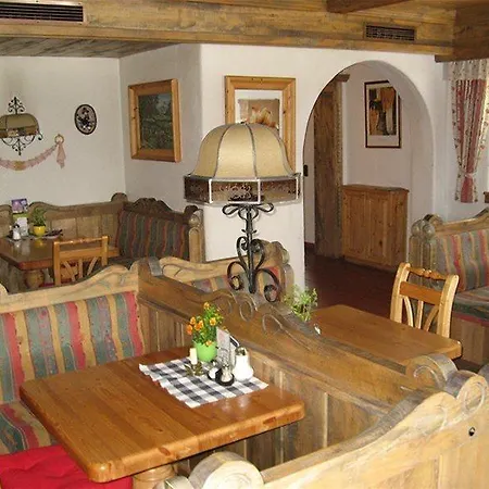 Scheffauerhof Apartment *